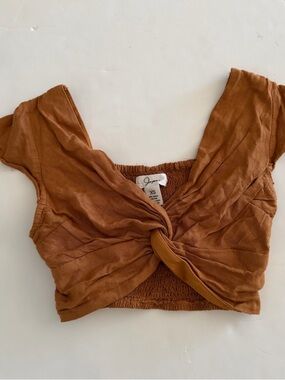 Twist Front Crop Top in Rust
